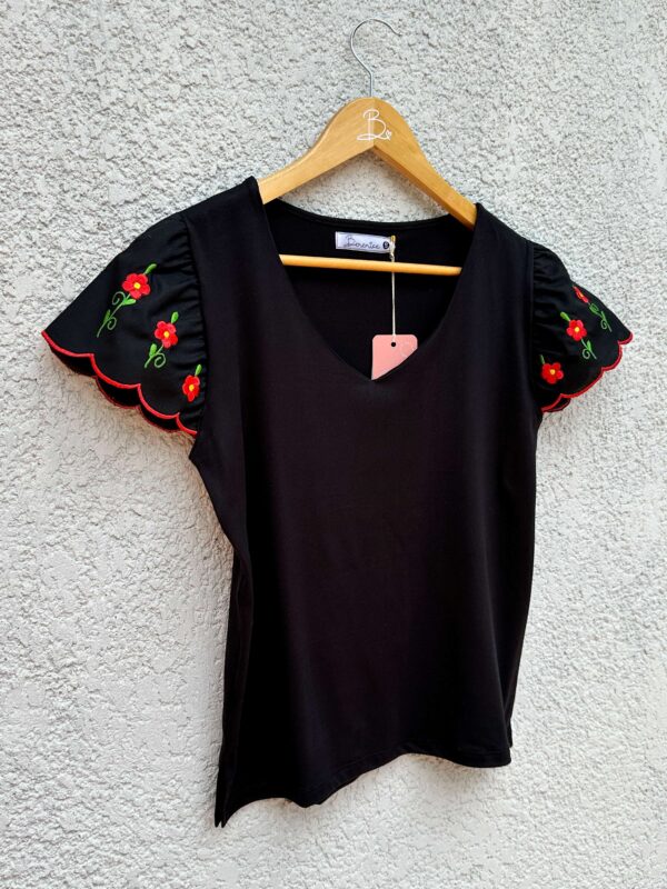 Blusa Cumita Negra - Imagen 2