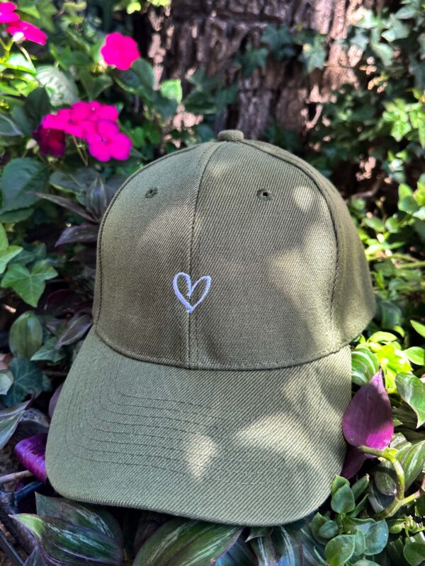 Gorra Verde Olivo Corazón