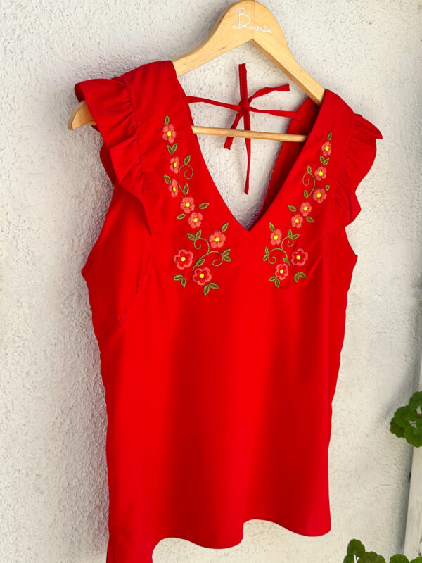 Blusa Amancaya Roja bordado coral