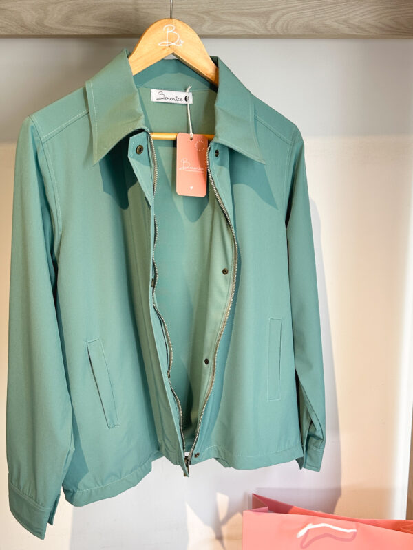 Chamarra Impermeable Verde - Imagen 4