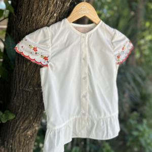 CAMISA NIÑA ENSUEÑITO BORDADO ROJO